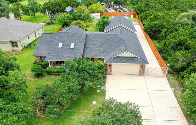 25811  Green River Dr