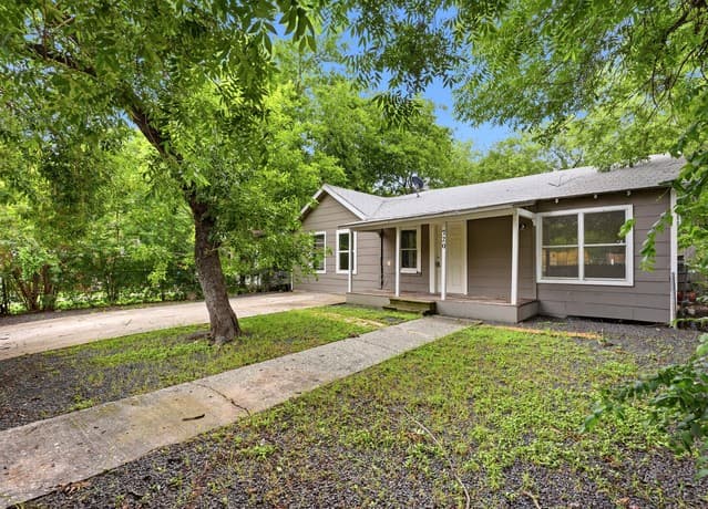 720  Chickering Ave, San Antonio, TX 78210 — photo 2