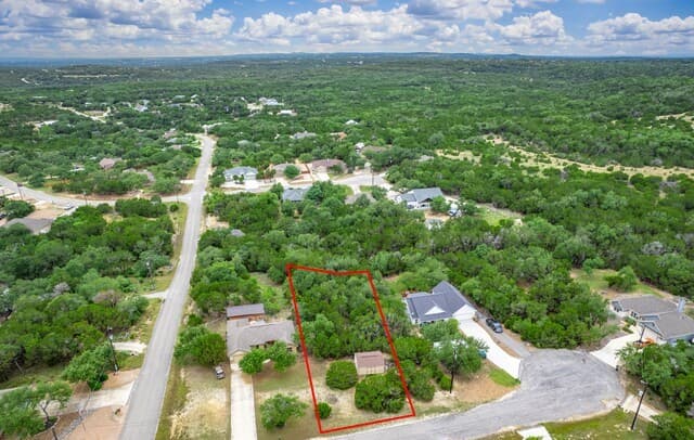 125  Garrett Way, Canyon Lake, TX 78133 — photo 4