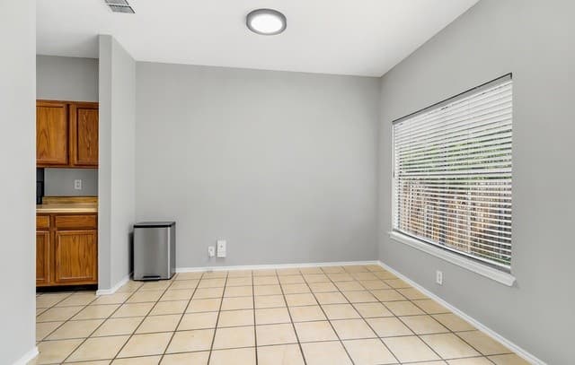 8790  Ridge Mile Dr, San Antonio, TX 78239 — photo 12