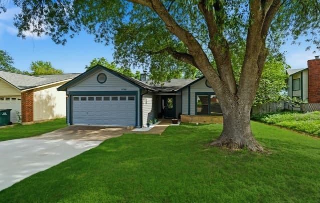 8790  Ridge Mile Dr, San Antonio, TX 78239 — photo 3