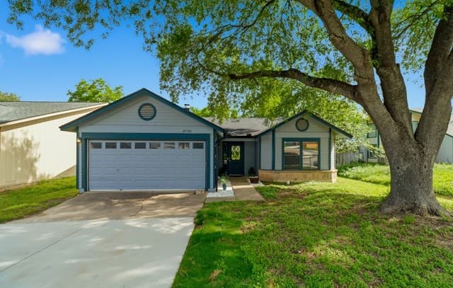 8790  Ridge Mile Dr, San Antonio, TX 78239 — photo 4