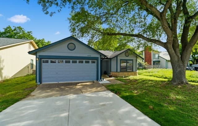 8790  Ridge Mile Dr, San Antonio, TX 78239 — photo 6