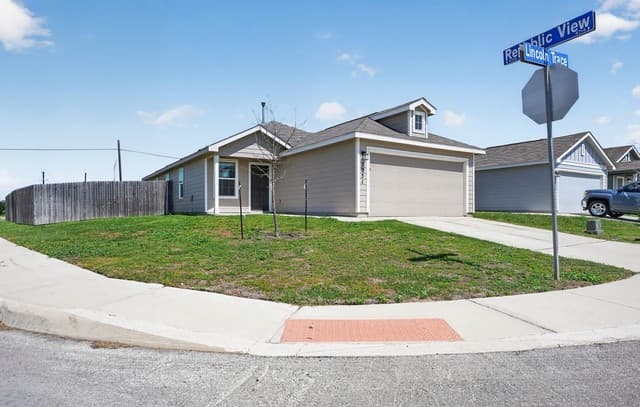 7251  Lincoln Trce, San Antonio, TX 78222 — photo 2
