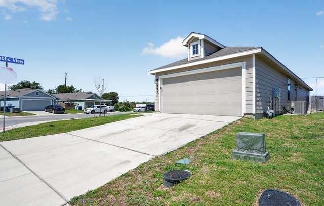 7251  Lincoln Trce, San Antonio, TX 78222 — photo 3