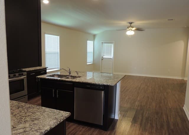 6437  Staccato Staff, San Antonio, TX 78252 — photo 9