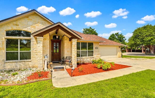 1103 Eagle View
