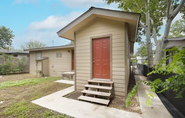 116  Ricardo St, San Antonio, TX 78237 — photo 13