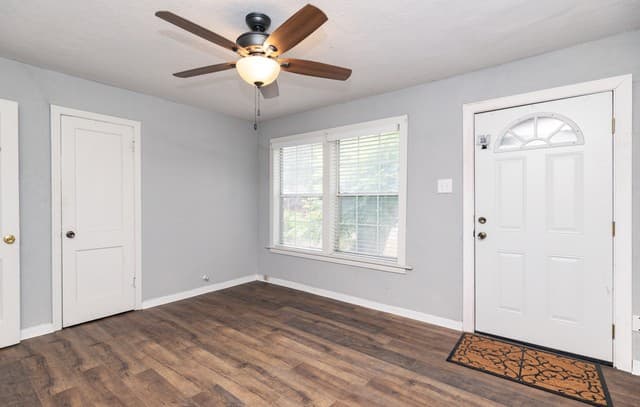 116  Ricardo St, San Antonio, TX 78237 — photo 2