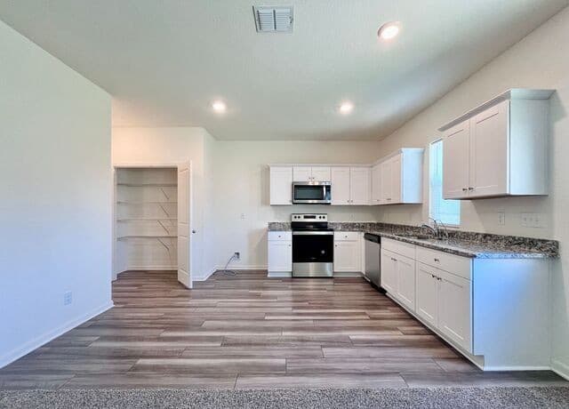 5322  Flying Hooves, San Antonio, TX 78222 — photo 10