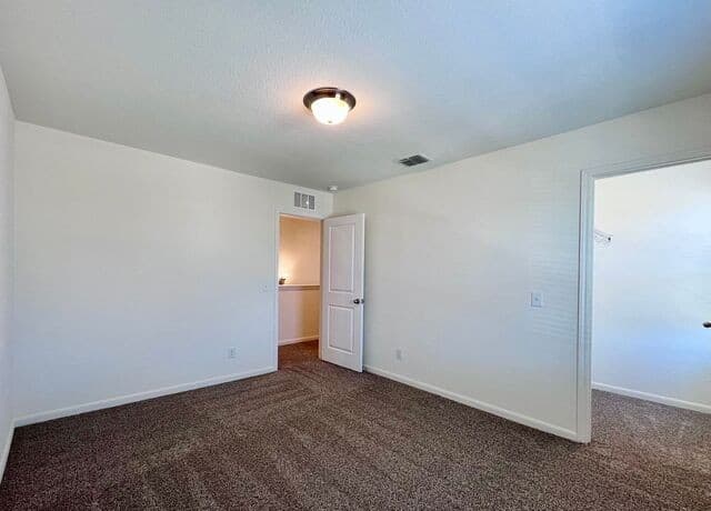 5322  Flying Hooves, San Antonio, TX 78222 — photo 18