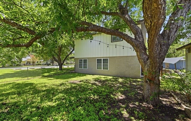 15751  Medina, LaCoste, TX 78039 — photo 23