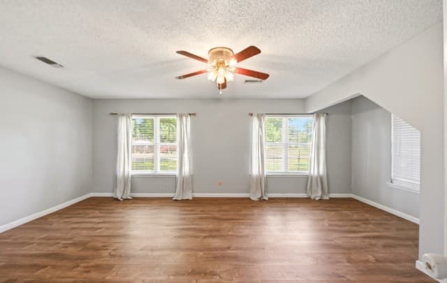15751  Medina, LaCoste, TX 78039 — photo 8