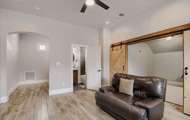 748  Canyon Oaks Dr, Canyon Lake, TX 78133 — photo 15