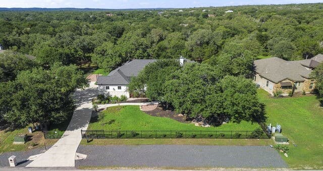 1062 Pegasus Dr, Spring Branch, TX 78070 — photo 2