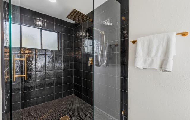 2822  Low Oak St, San Antonio, TX 78232 — photo 20
