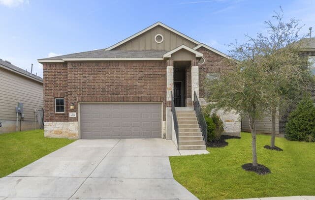 6211 Fox Peak Dr, San Antonio, TX 78247