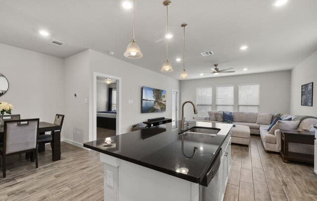 6211 Fox Peak Dr, San Antonio, TX 78247 — photo 12