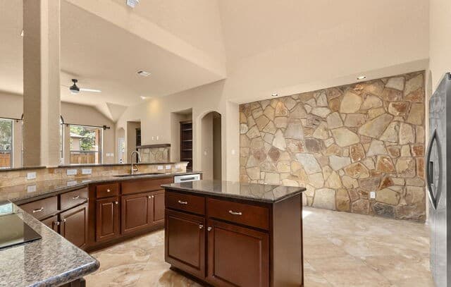 1017  Georgia Mae, Schertz, TX 78154 — photo 7