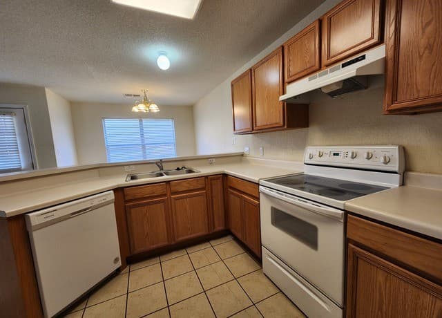 3014  Green Mountain Dr, New Braunfels, TX 78130 — photo 11