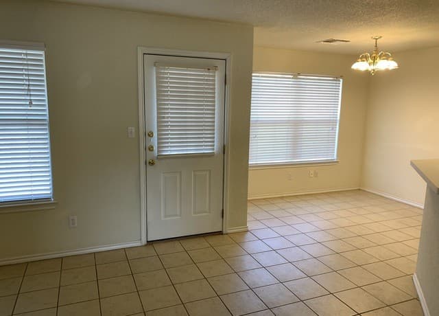3014  Green Mountain Dr, New Braunfels, TX 78130 — photo 5