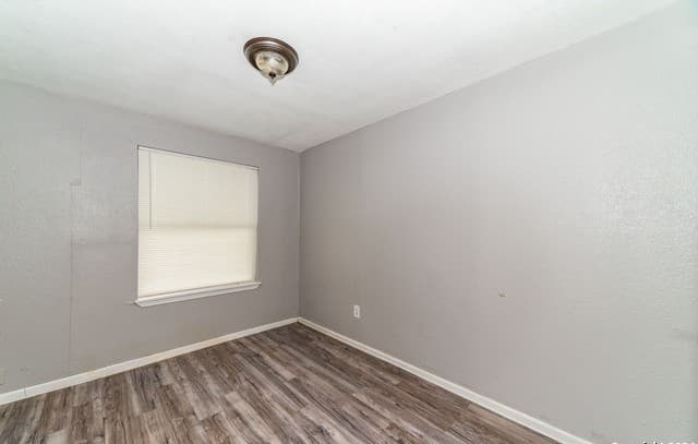 508  Bee St, San Antonio, TX 78208 — photo 18