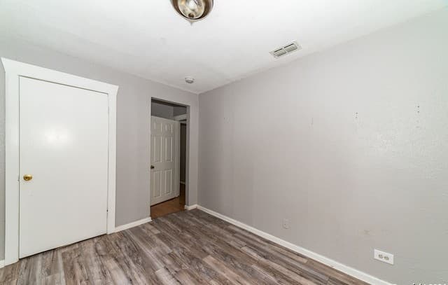 508  Bee St, San Antonio, TX 78208 — photo 20