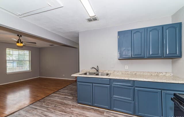508  Bee St, San Antonio, TX 78208 — photo 7