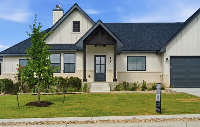 120 Ash Pkwy, La Vernia, TX 78121 — photo 3