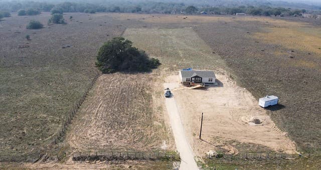 000  Sanctuary Lane #13, Von Ormy, TX 78073 — photo 4