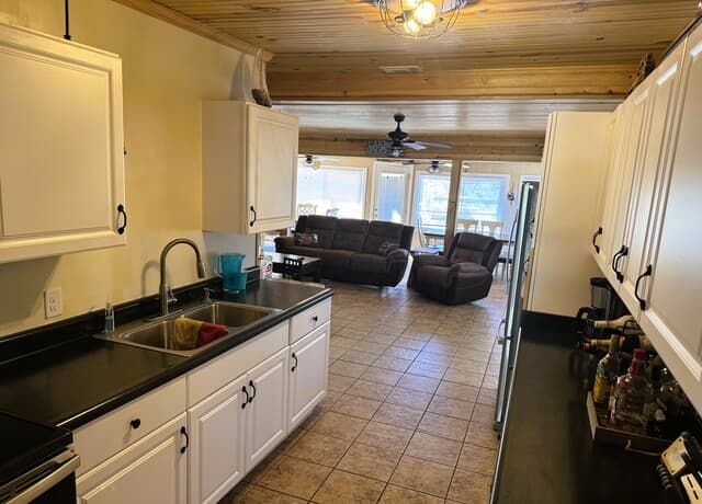 330  Private Road 2610, Mico, TX 78056 — photo 13
