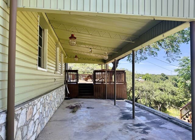 330  Private Road 2610, Mico, TX 78056 — photo 4