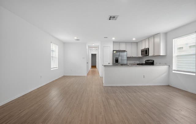 8272  Piedra Medina, San Antonio, TX 78252 — photo 6