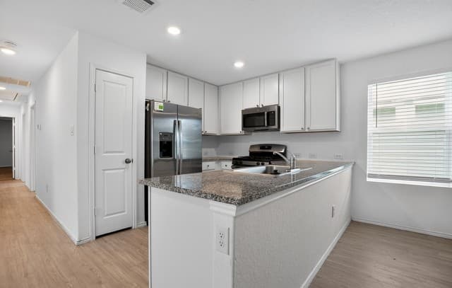 8272  Piedra Medina, San Antonio, TX 78252 — photo 8