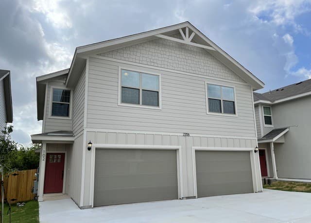 2206  Sandlewood Cove Unit 102