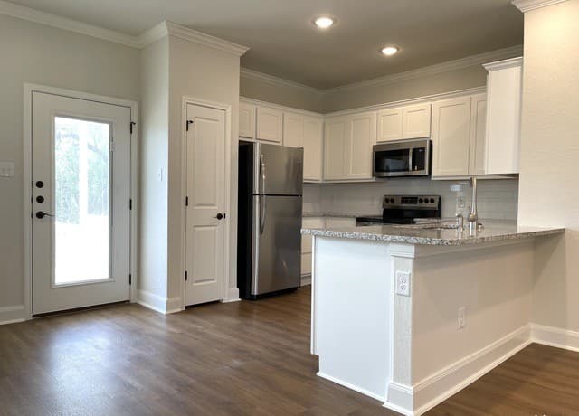2206  Sandlewood Cove Unit 102, San Antonio, TX 78245 — photo 6