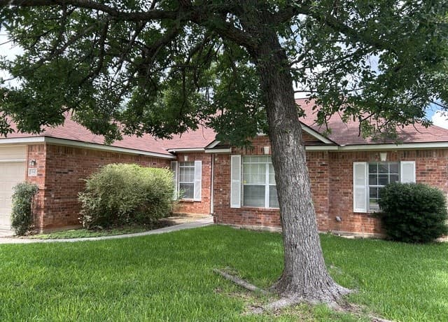 947 River Rock