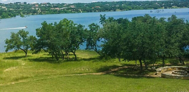 714  Caballo Trl, Canyon Lake, TX 78133 — photo 18