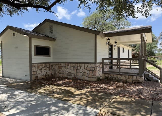 505  Nottingham Dr, Poteet, TX 78065 — photo 12