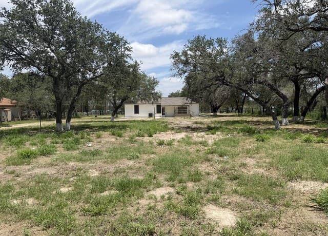 505  Nottingham Dr, Poteet, TX 78065 — photo 7