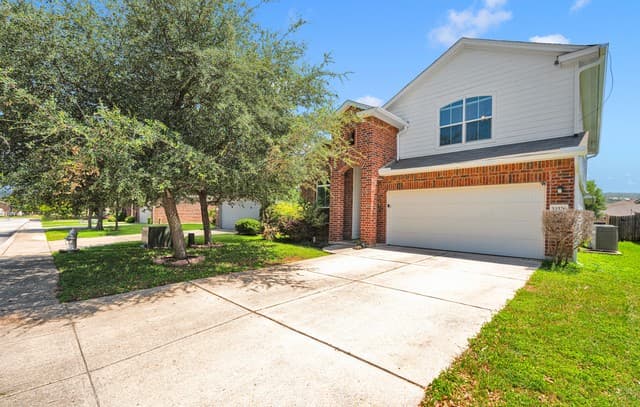 10326 Floore Hollow
