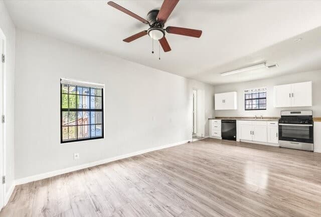 2033 SW 19th ST, San Antonio, TX 78207 — photo 3