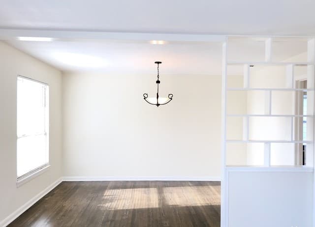 210  Laddie Pl, San Antonio, TX 78201 — photo 3