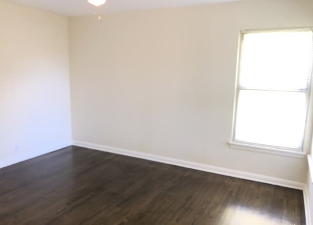 210  Laddie Pl, San Antonio, TX 78201 — photo 8