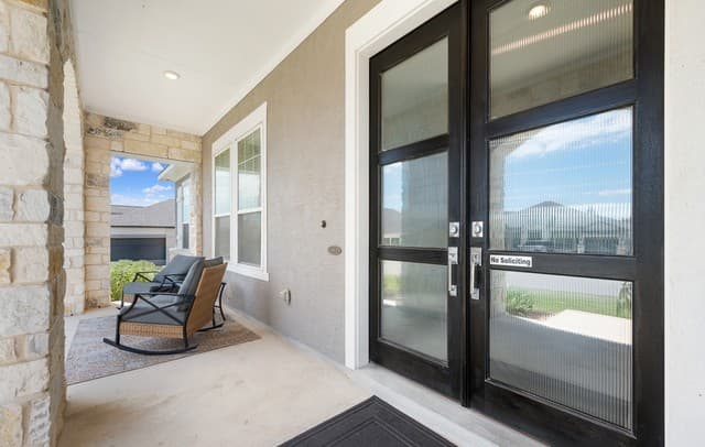 154  Violet Way, Castroville, TX 78009 — photo 4