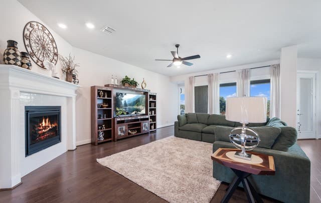 154  Violet Way, Castroville, TX 78009 — photo 8