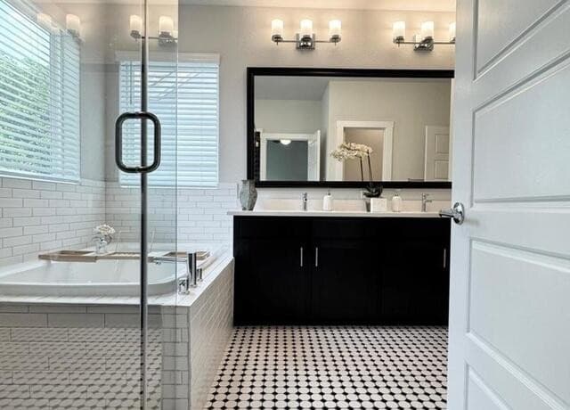 5843  Whitby RD Unit UNIT 13, San Antonio, TX 78240 — photo 11