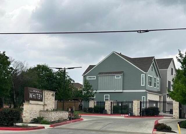 5843  Whitby RD Unit UNIT 13, San Antonio, TX 78240 — photo 16