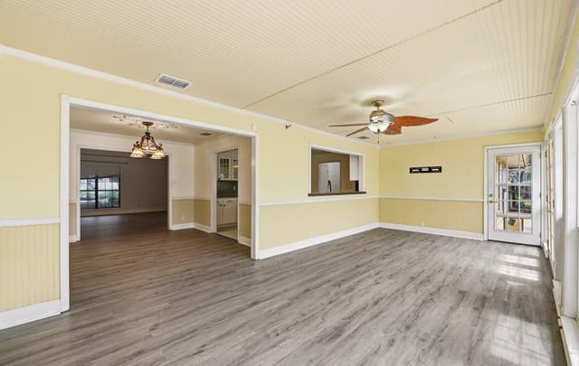 1320  Continental Dr, Pleasanton, TX 78064 — photo 12