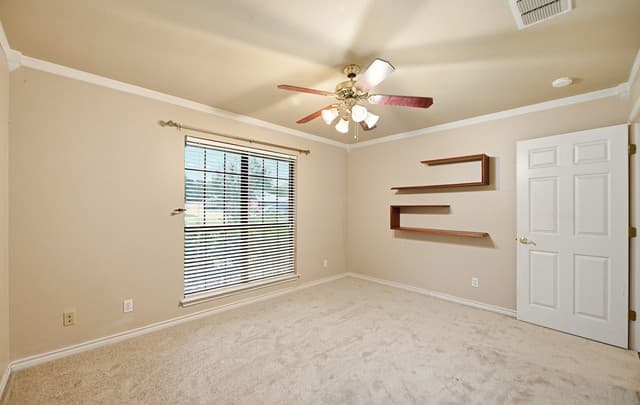 1320  Continental Dr, Pleasanton, TX 78064 — photo 25